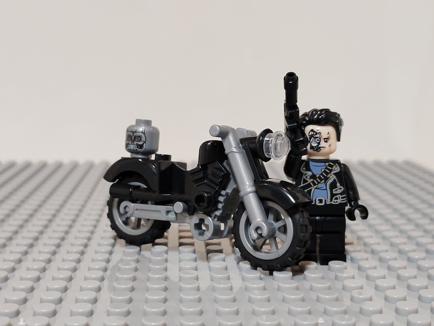 Lego Mini Figure Legendary Painter USA SELLER TERMINATOR With Motorcyle