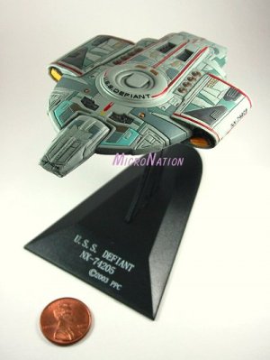 Furuta Star Trek Vol. 1 USS Defiant NX-74205
