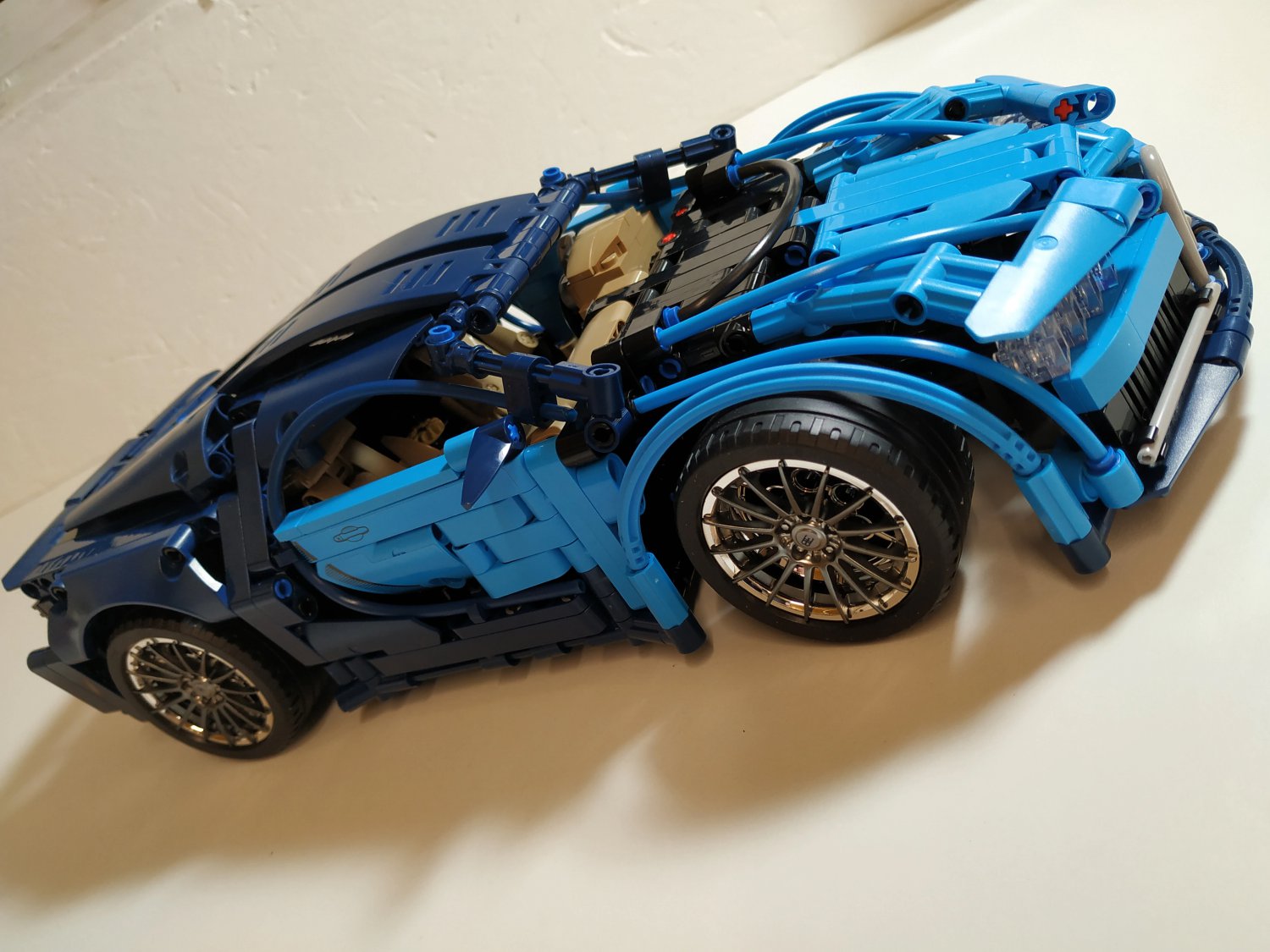US Stock - Custom Bugatti Building Blocks - 1220pcs - Brick Toys ...