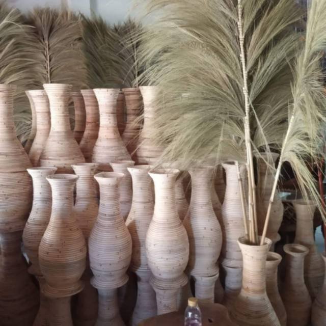 Rattan Jars 70 Cm Varnish Free Bubblewrap