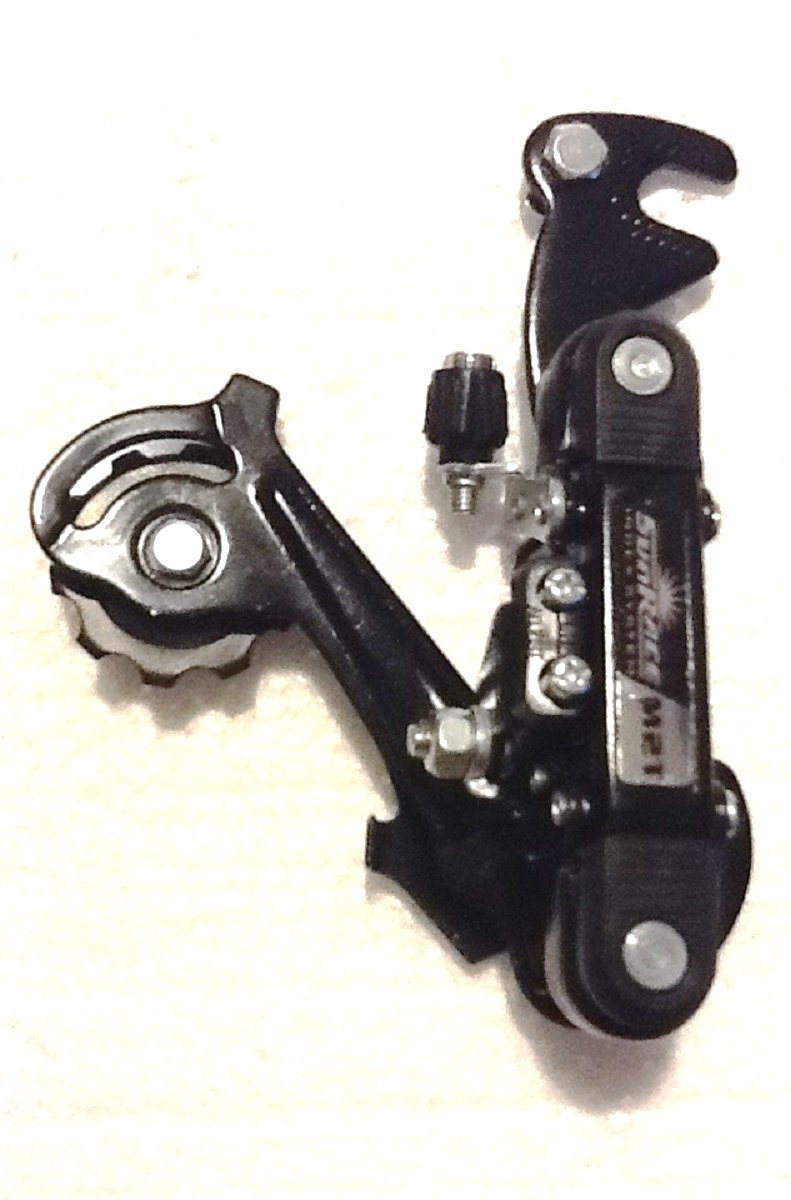 Rear Derailleur for bicycle. Axle mount, long cage. 5, 6, 7speed (18