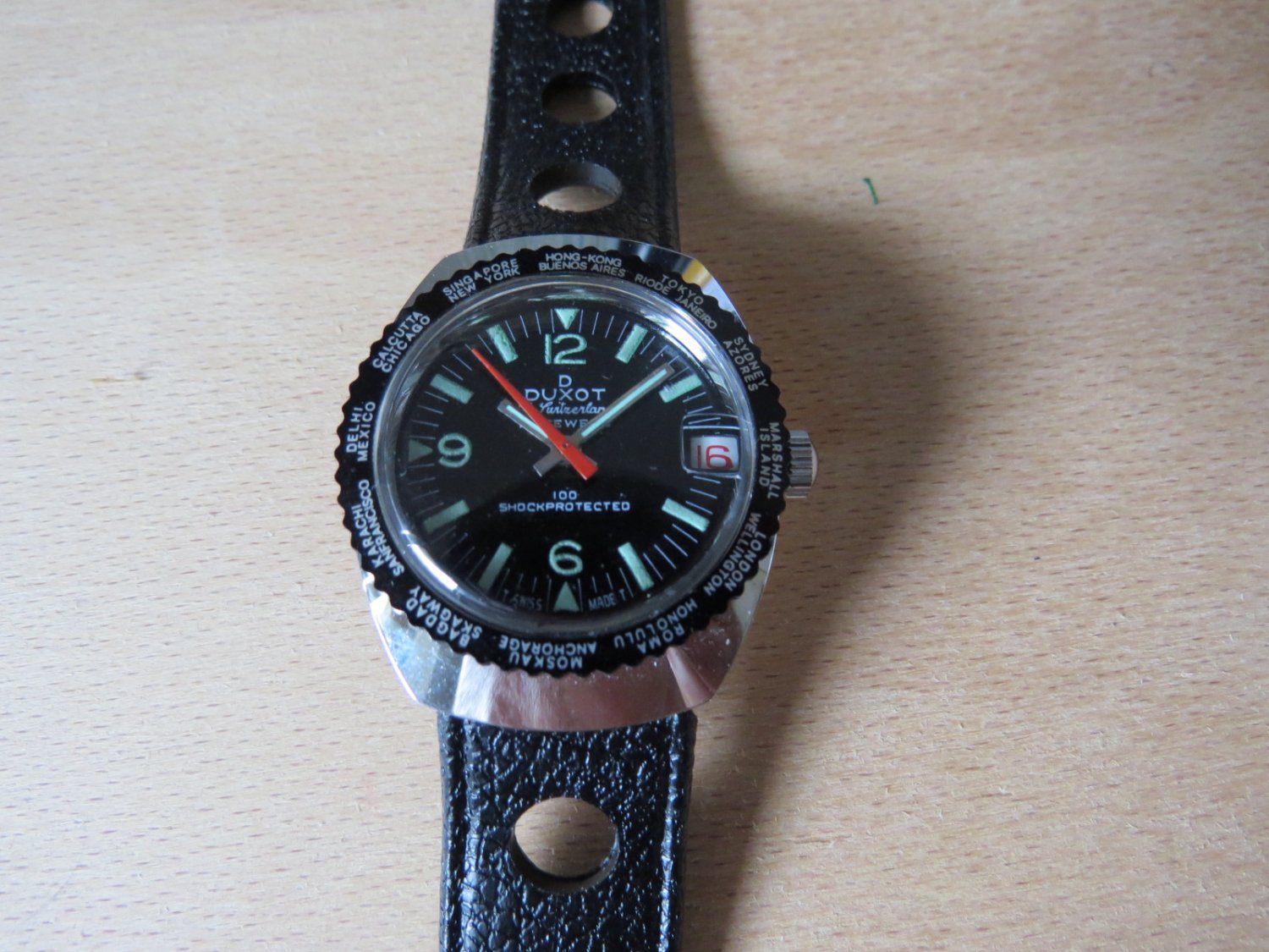 Watch DUXOT Swiss Made Vintage NOS Neu Date Rubber Ralie Band worldtime