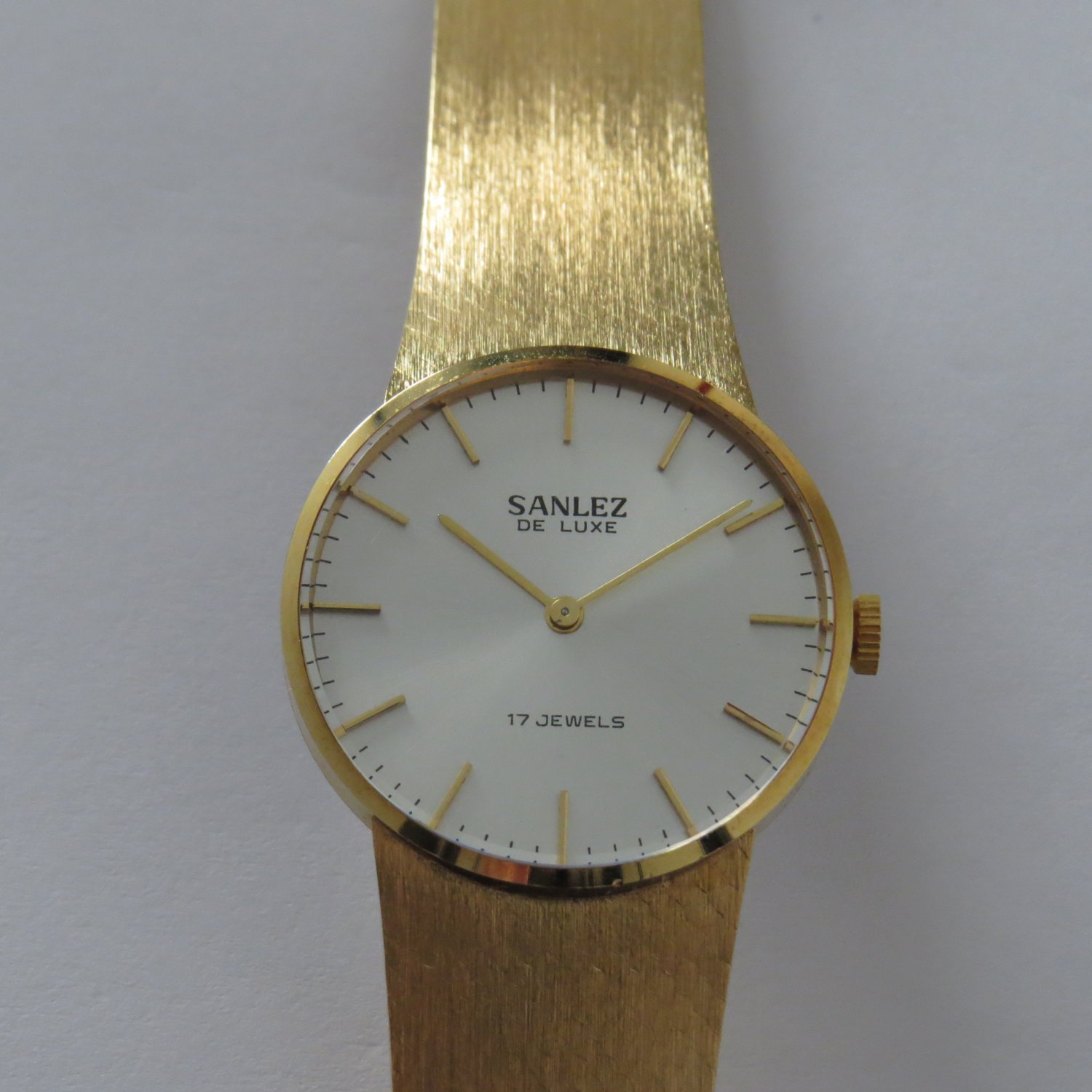 Watch SANLEZ New 17J Elegant classic Vintage NOS Gold plated