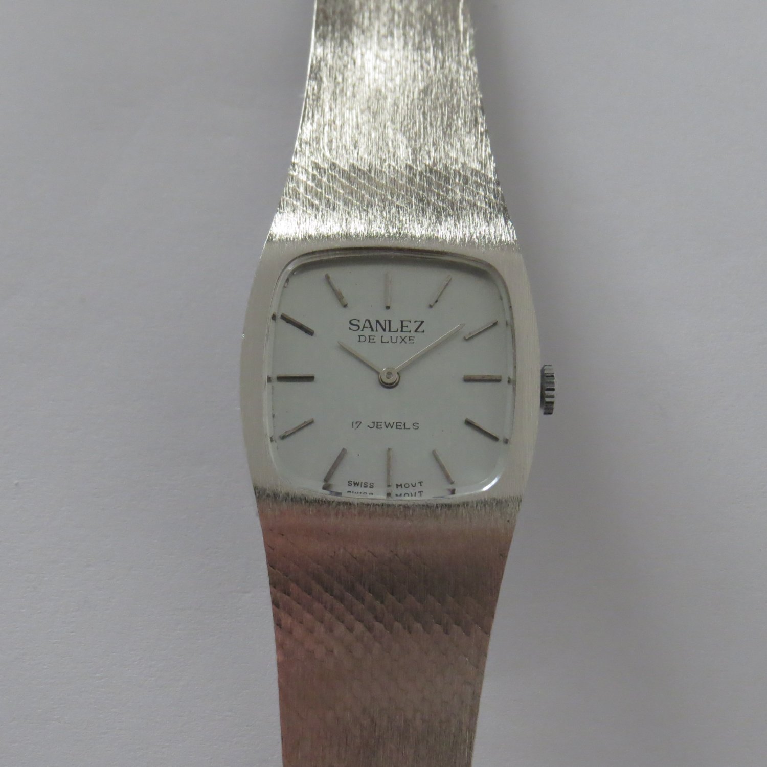 Watch SANLEZ New 17J Elegant classic Vintage NOS