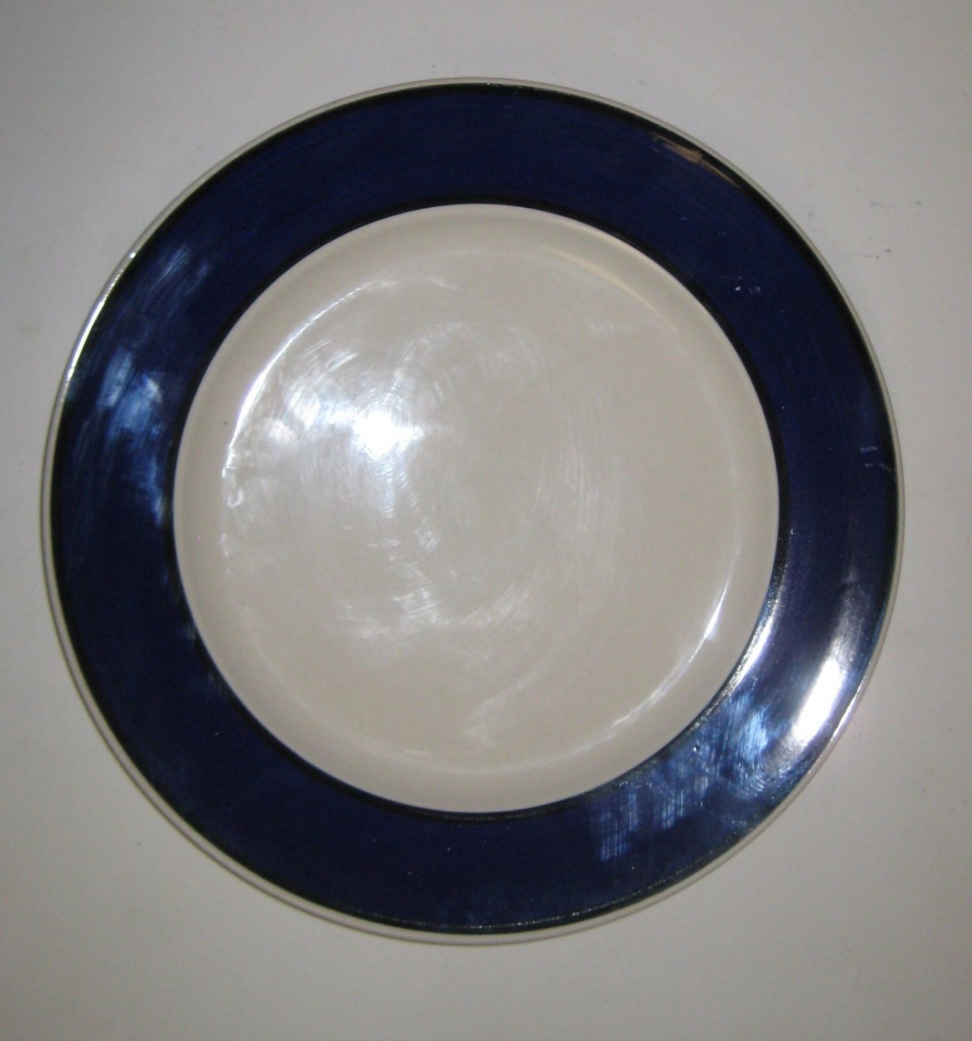 Gibson Designs GID151 Chop Plate 12.875 in. Cobalt Blue Rim Black Trim