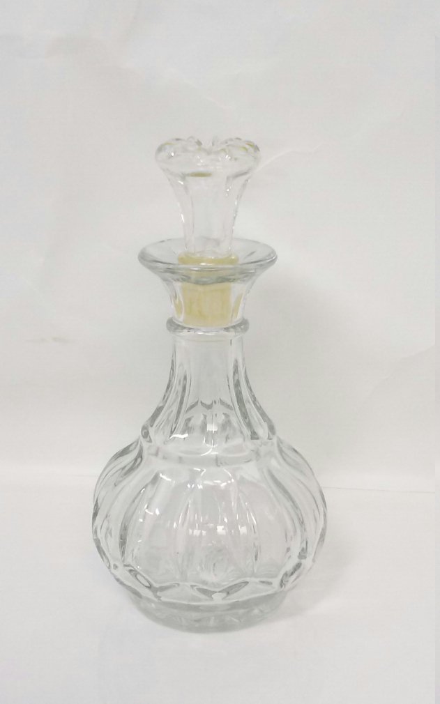 Clear Glass Vintage Round Decanter with Stopper