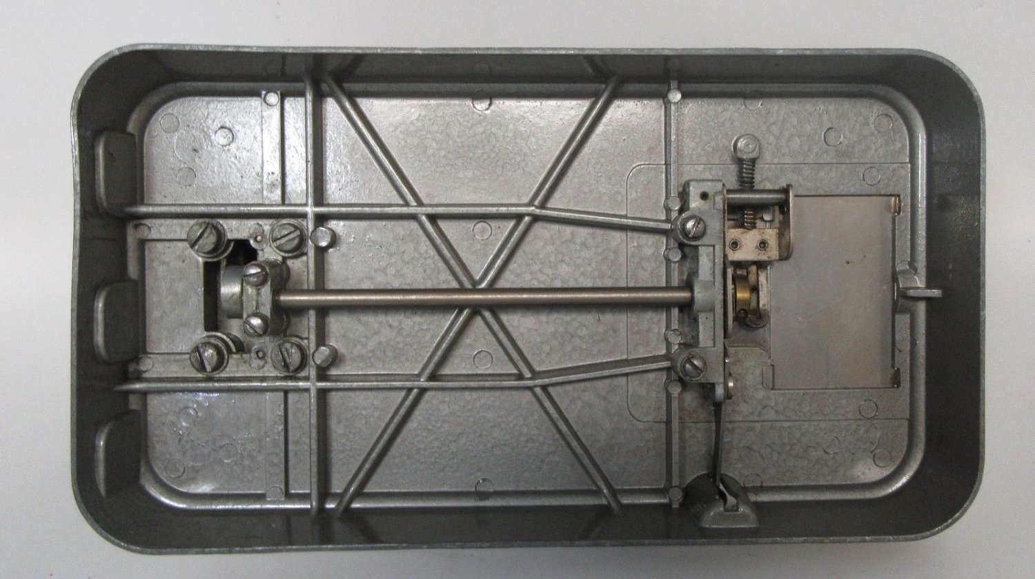 SEW RITE ELECTRIC SEWING MACHINE Parts or Repair