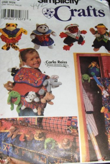 Simplicity 7929 Sewing Pattern Accessories Clothing Backpack for 9 inch Bean Bag Animals