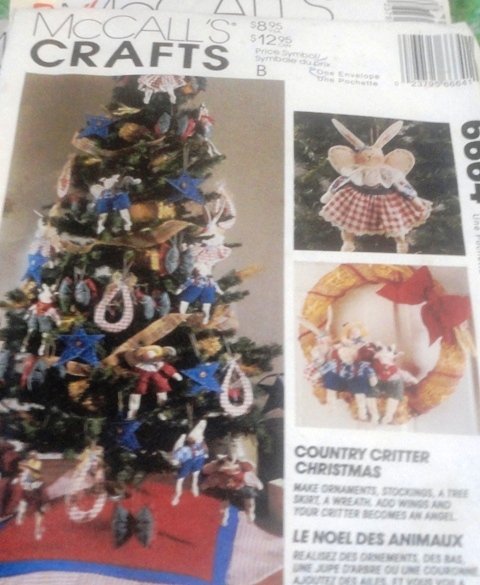 Country Critter Holiday Sewing Patterns McCalls Crafts 6664 Tree Skirt Ornamants Wreath Angel