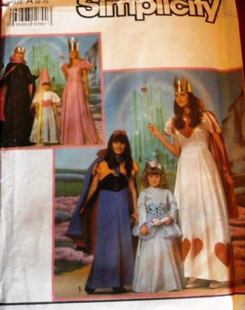 Simplicity 0680 Costume Sewing Pattern Size 2-7 Child Queen Princess