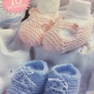 Baby Booties to  Crochet Leisure Arts Little Book 75019