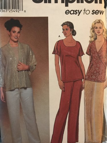 Simplicity 7026 Easy to Sew pattern. Top, Jacket, Pants, Skirt  plus size GG 26W-32W