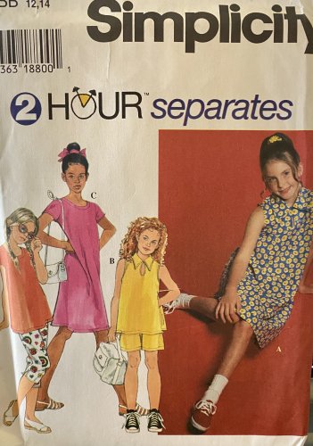 Simplicity 7069 Girls 2 hour separates dress, shorts tops capris Sewing Pattern Size 12 14