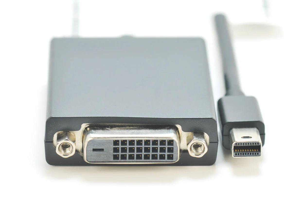 Lenovo ThinkStation Mini DisplayPort DP to Single link DVI-D  DVI Cable Adapter 03T8320 5C10V05995