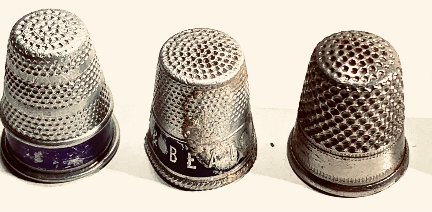 Vintage Metal Thimbles 7pc