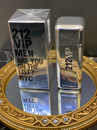 Carolina Herrera 212 VIP Men EDT 100ml Brand New