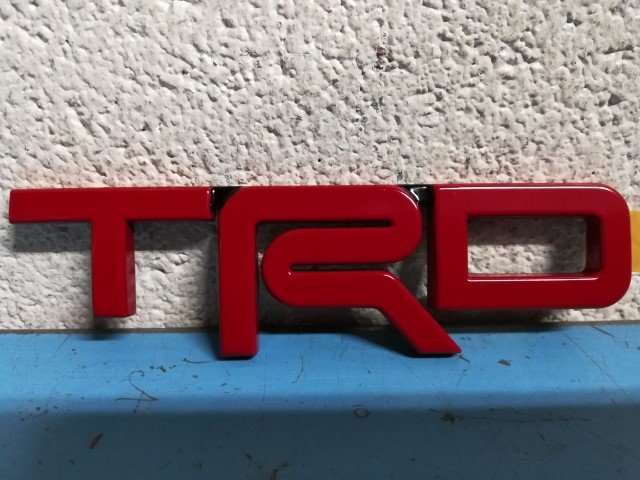 Trd Badge In Red For Tacoma - Service. Exterior Emblem. | Part - Foto 8