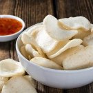 Kerupuk bawang/ makanan khas Indonesia/ gurih enak lezat renyah