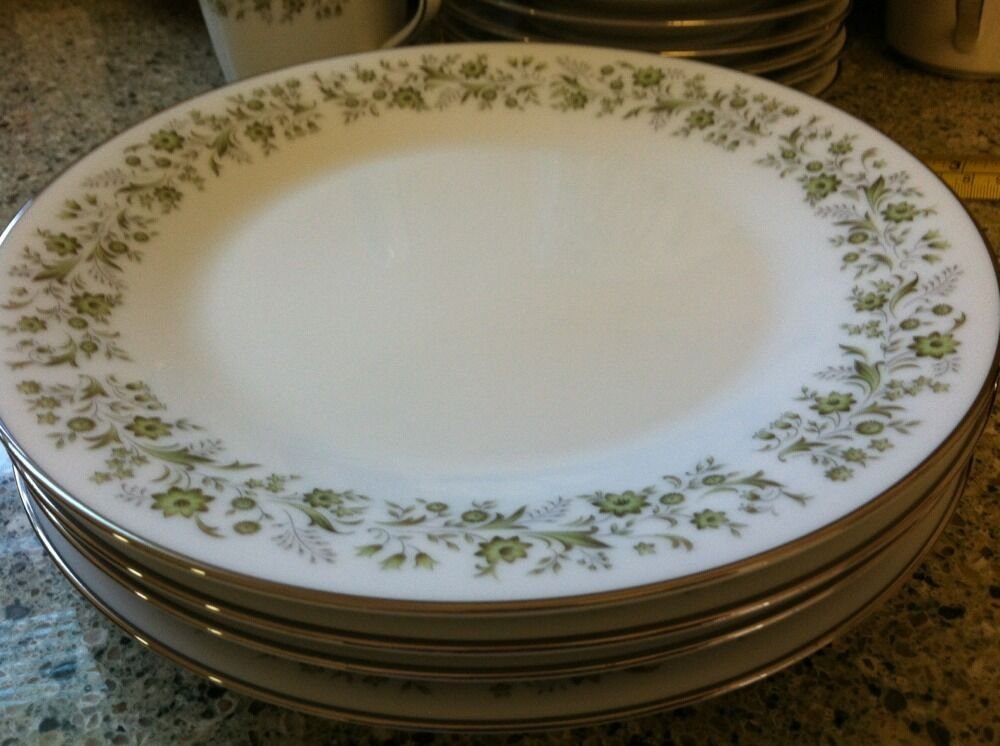 Noritake Wynwood #6879 Set Of 4 - 8 1/4" Salad Plates Platinum Rim