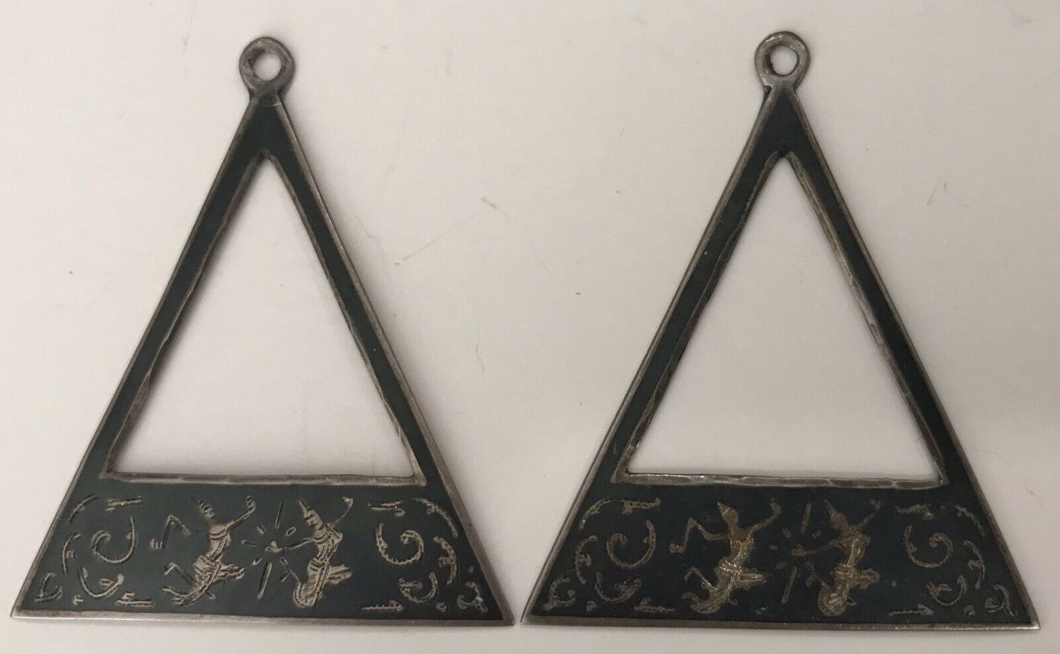 Vintage Sterling Silver Black Siam Niello Style Triangle Shape Earrings