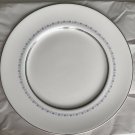 Set of 5 Royal Doulton Tiara Pattern H4915 Dinner Plates 10 1/2" Wide Excellent