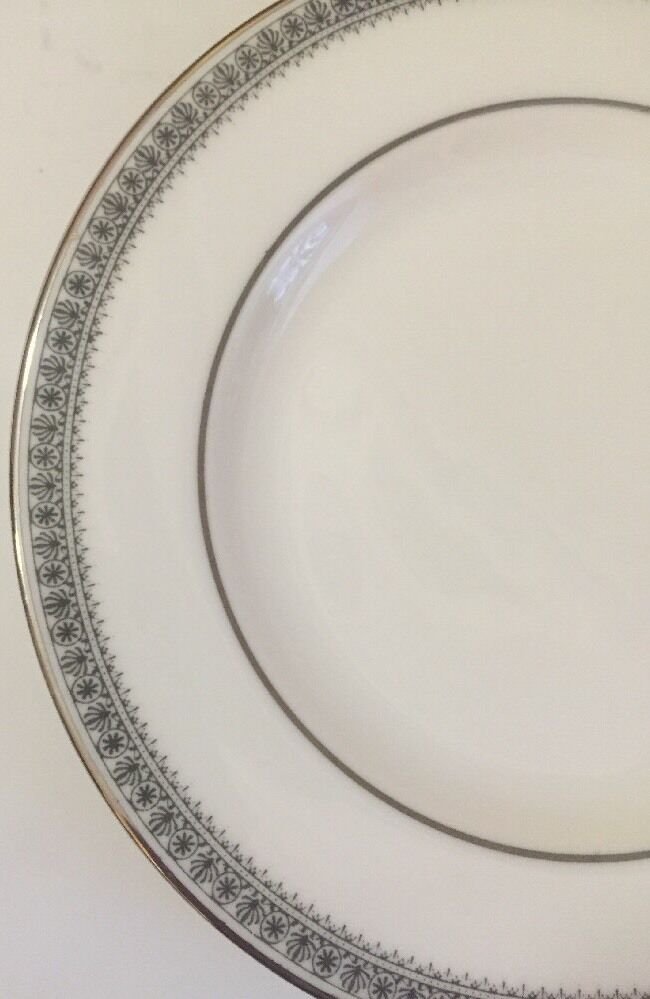 Royal Doulton Ravenswood 6 1/2" Bread Butter Plate Set Of 3 Excellent Condition