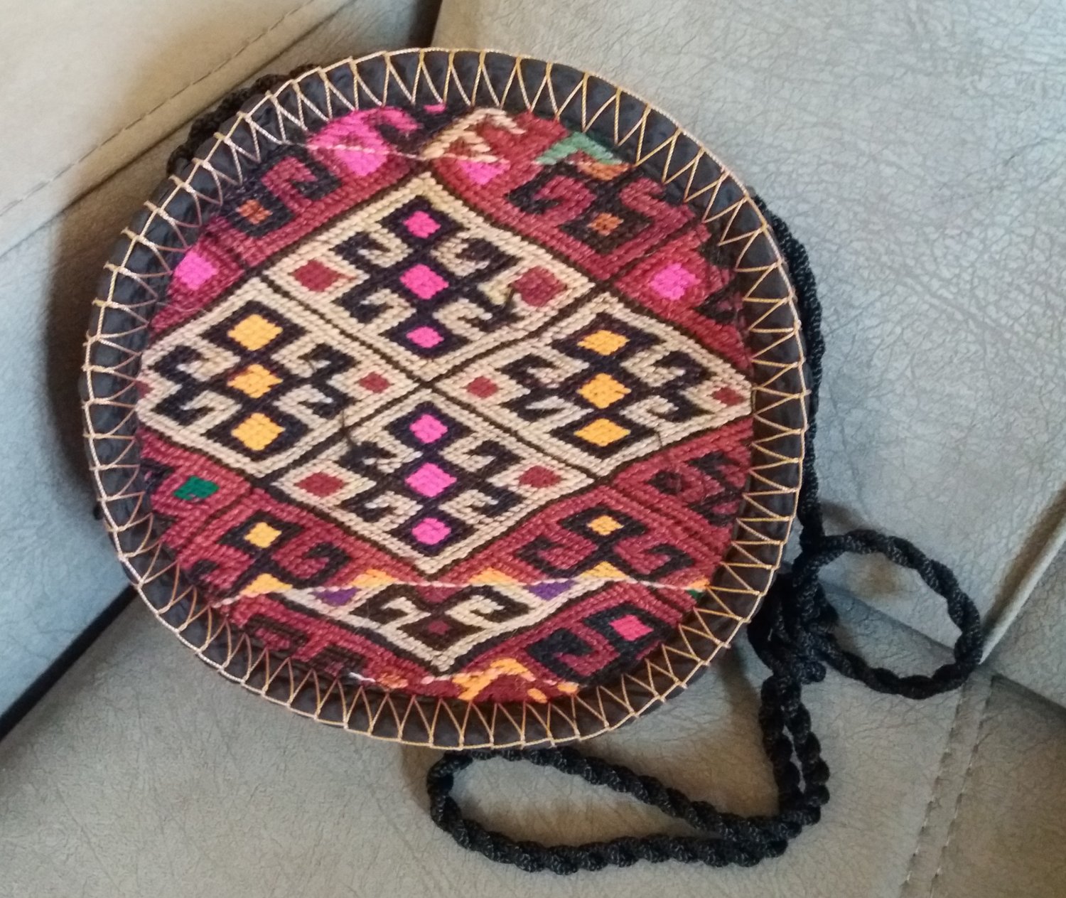 Handmade Round Cross body Rug Bag, Armenian Handbag, Ethnic Bag, Circle Bag, Carpet Bag