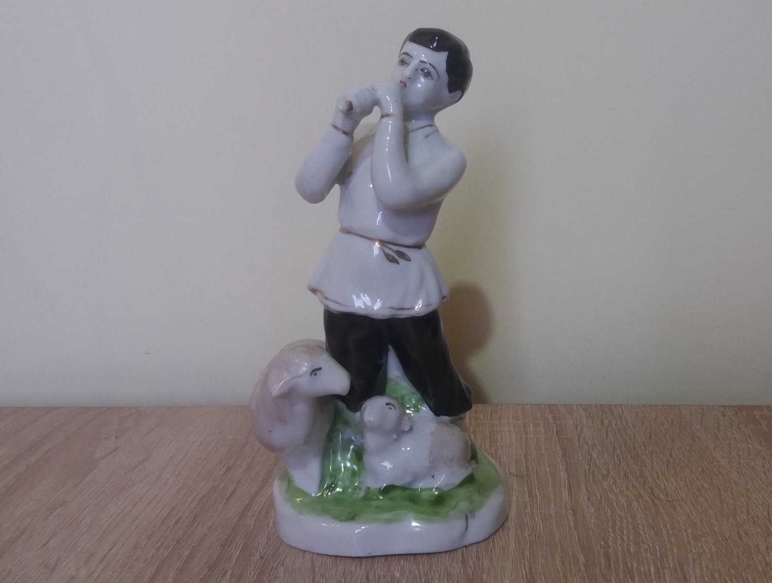 Shepherd with sheep Armenian Porcelain Figurine Vintage, Yerevan Faience Factory