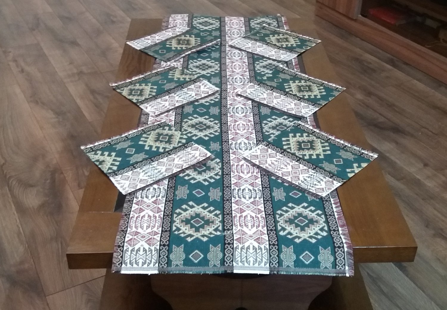 Wheel of Eternity Table Runner &acirc;�� Armenian Heritage Design