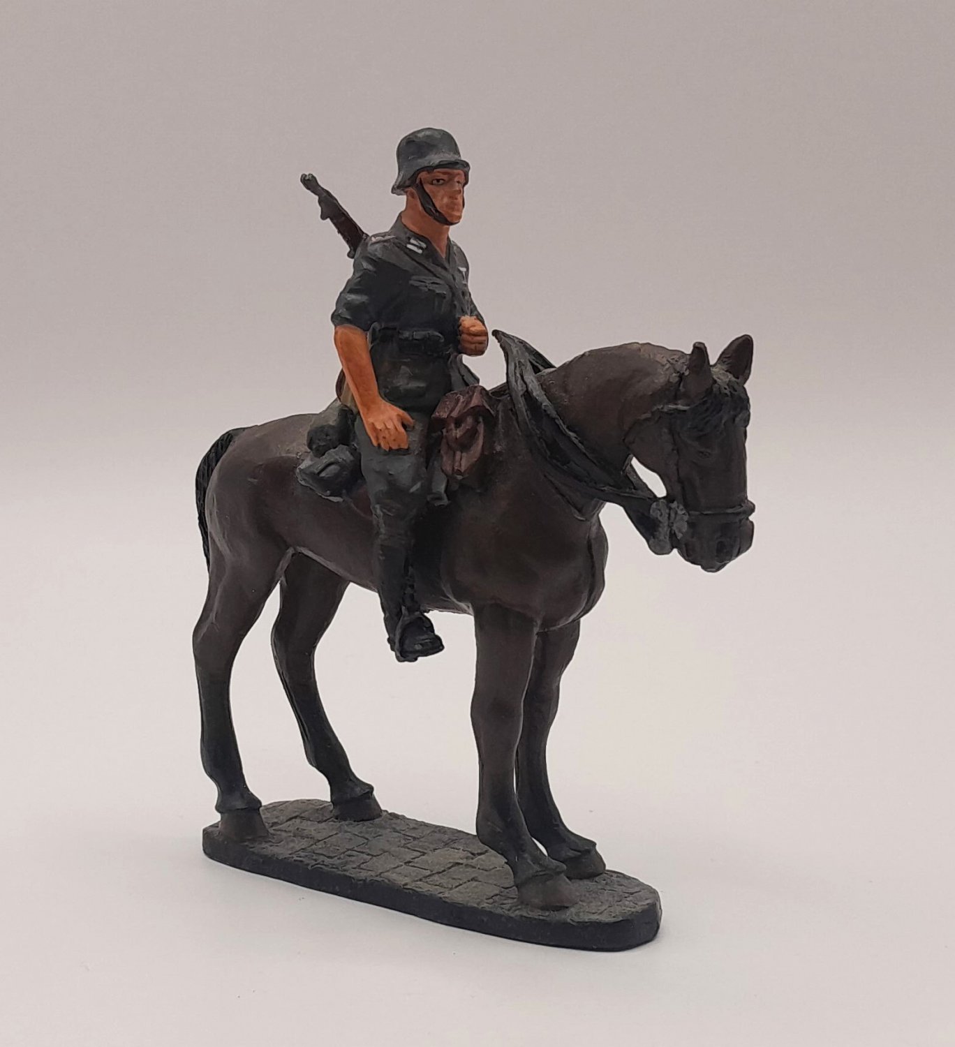 Trooper, 1st Cavalry Division, Russia, 1941, The Cavalry History, Collectable Figurine