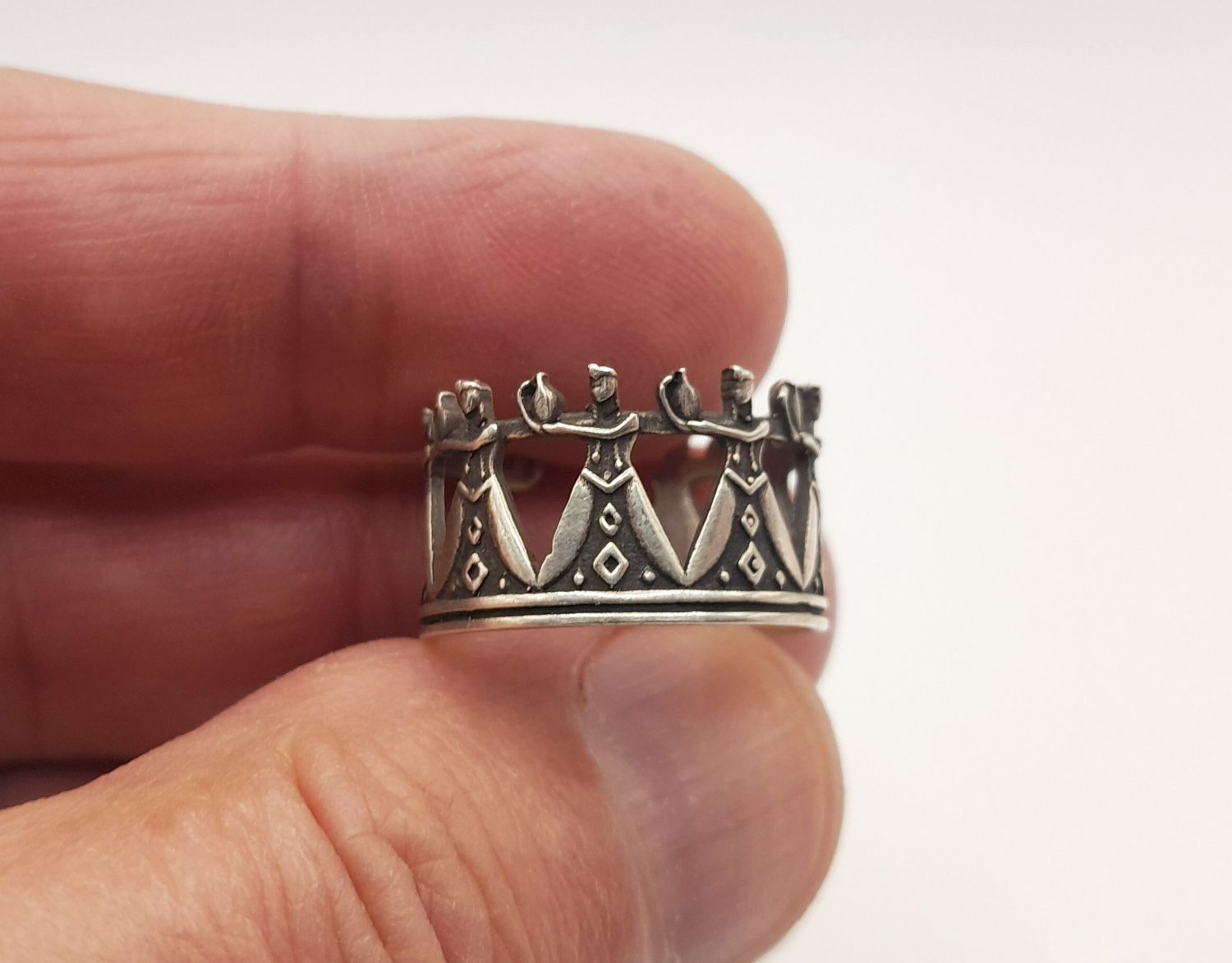 Armenian Adjustable Dancing Ring: Sterling Silver .925