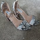 Steve Madden Carrson Heeled Sandal 10M White/Black Snake