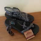 Women's Skechers Reggae Haystack Ankle Strap Sandal Black/Gray 5 NEW in box