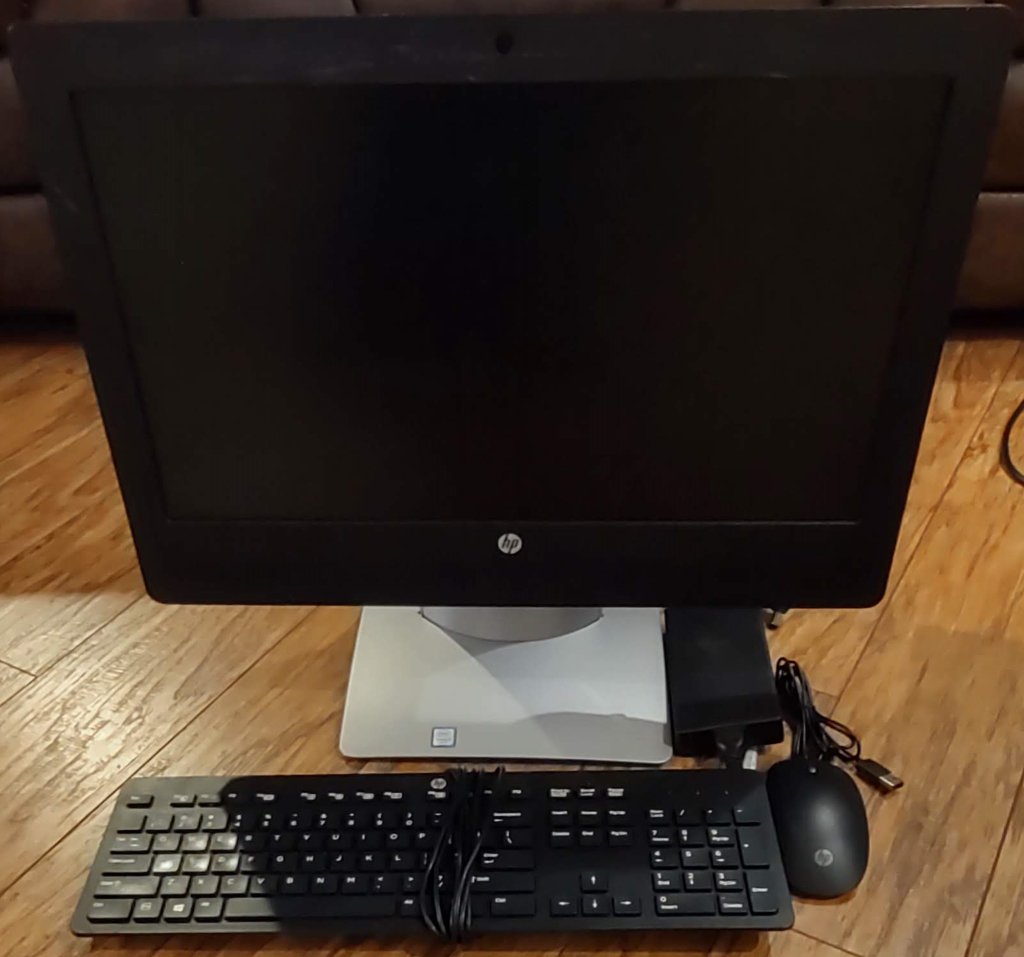 HP ProOne 400 G2 20" AiO PC: Intel Core i5-6500, 8GB DDR4, 256GB SSD, DVD&Acirc;&plusmn;RW, Win10 Pro or Linux