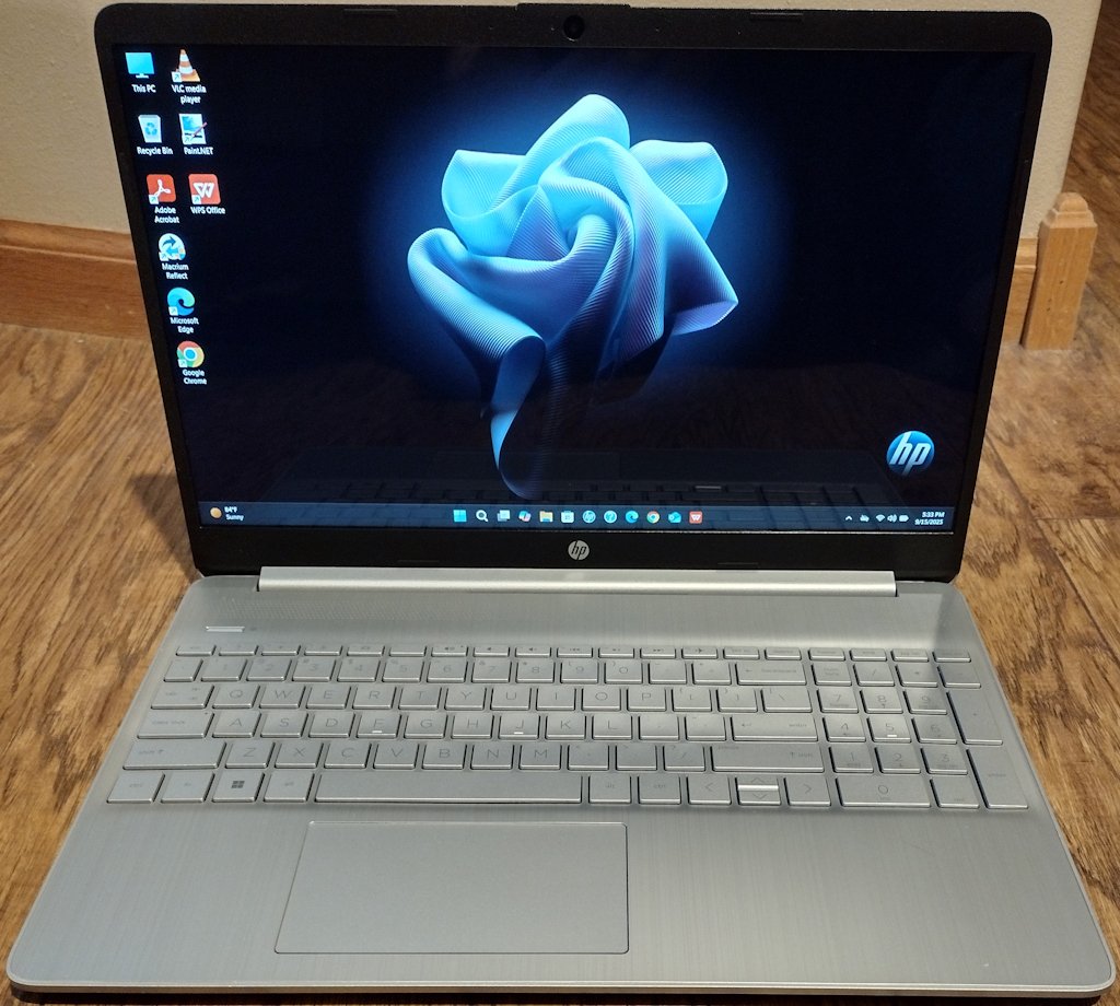 HP 15-dy5073dx 15.6" Touchscreen: Intel Core i7-1255U, 16GB DDR4, 512GB NVMe SSD, Wifi, BT, Win11