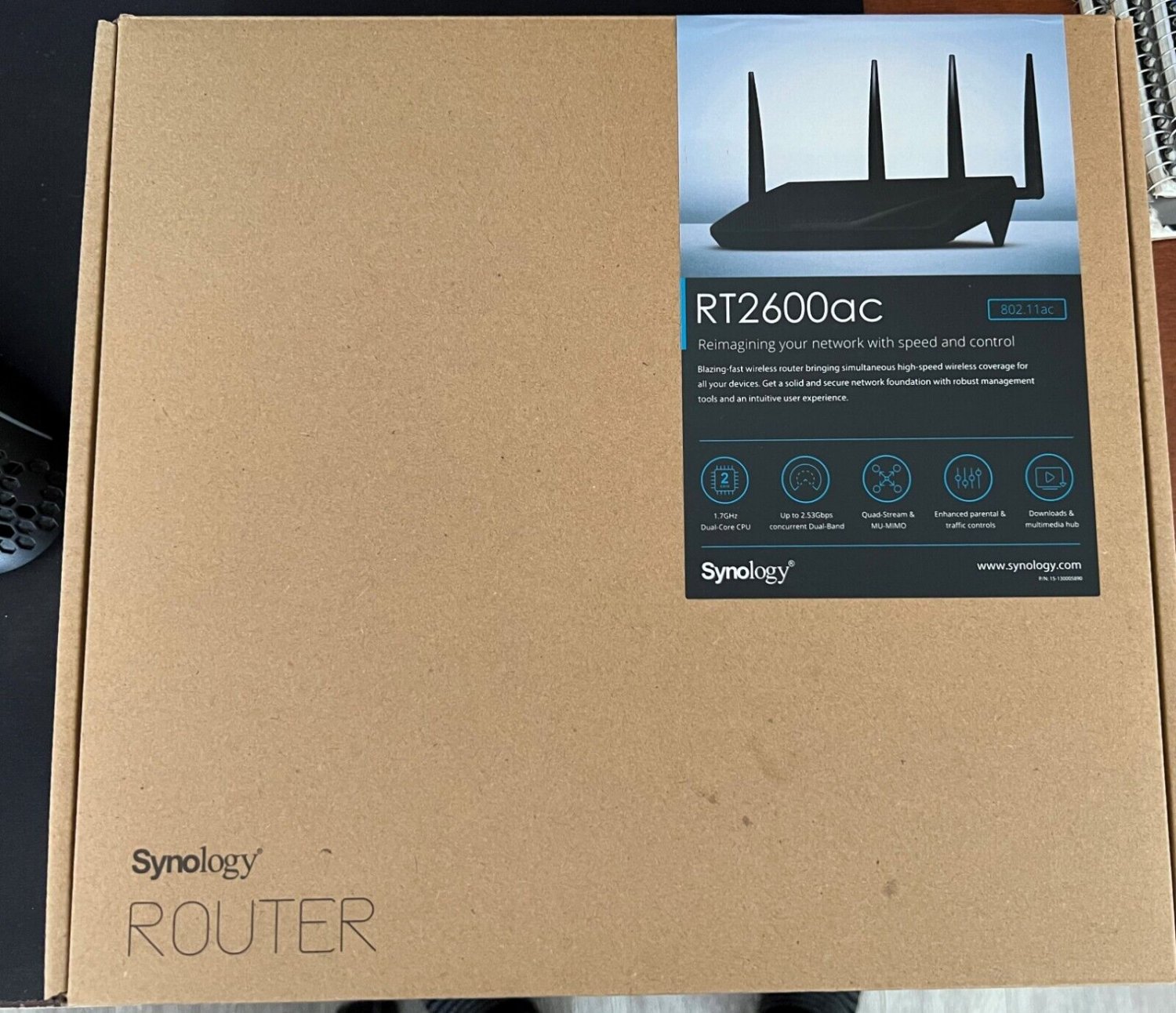 Synology RT2600AC dual-band Gigabit Wi-Fi router, MU-MIMO, mesh expandable
