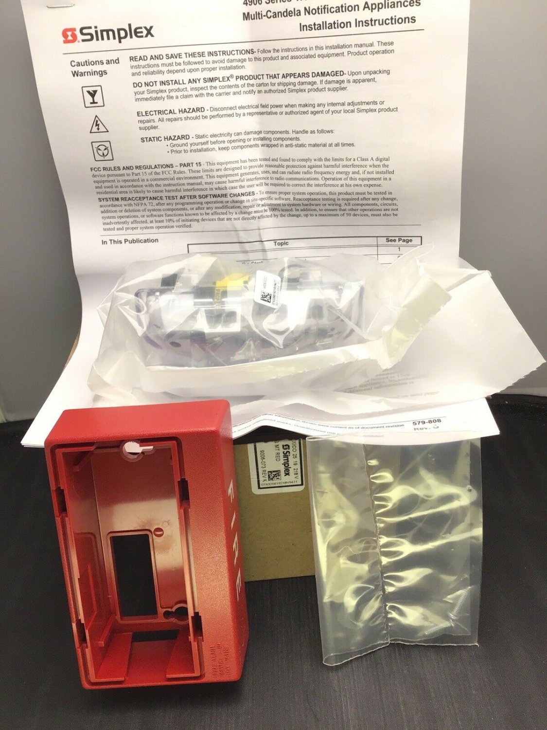 SIMPLEX 4906-9202 MULTI CANDELA P/N: 0743268 TRUEALERT V/O CEILING MT RED FNFP