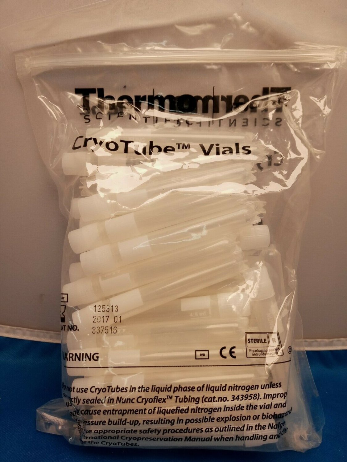 Thermo Scientific #337516 CRYOTUBE VIAL 4.5mL EXT. THREAD STERILE 50/PK