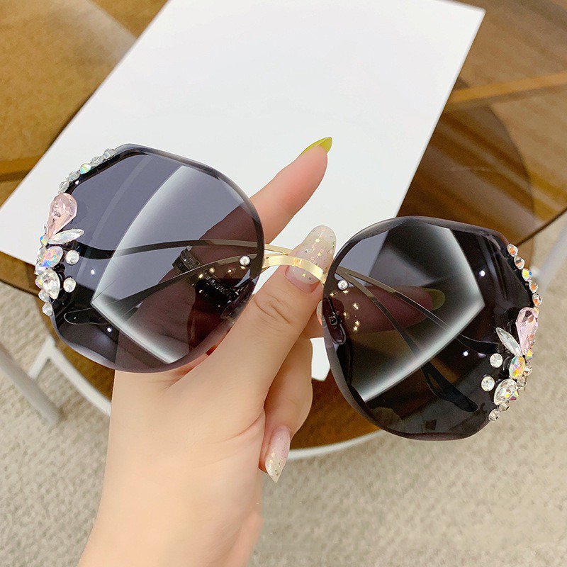 2022 Women Fashion Vintage Sunglasses Rhinestone Retro Luxury Sunglass Designer UV400