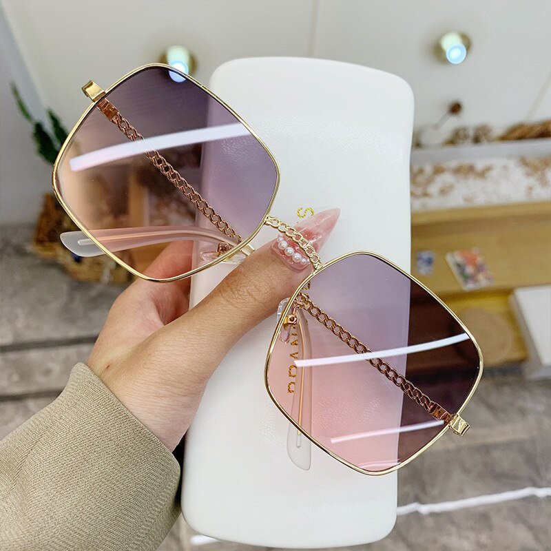 Sunglasses for Women Fashion Vintage Sunglasses Modern Sunglasses Rectangular Eyeglasses for Women.