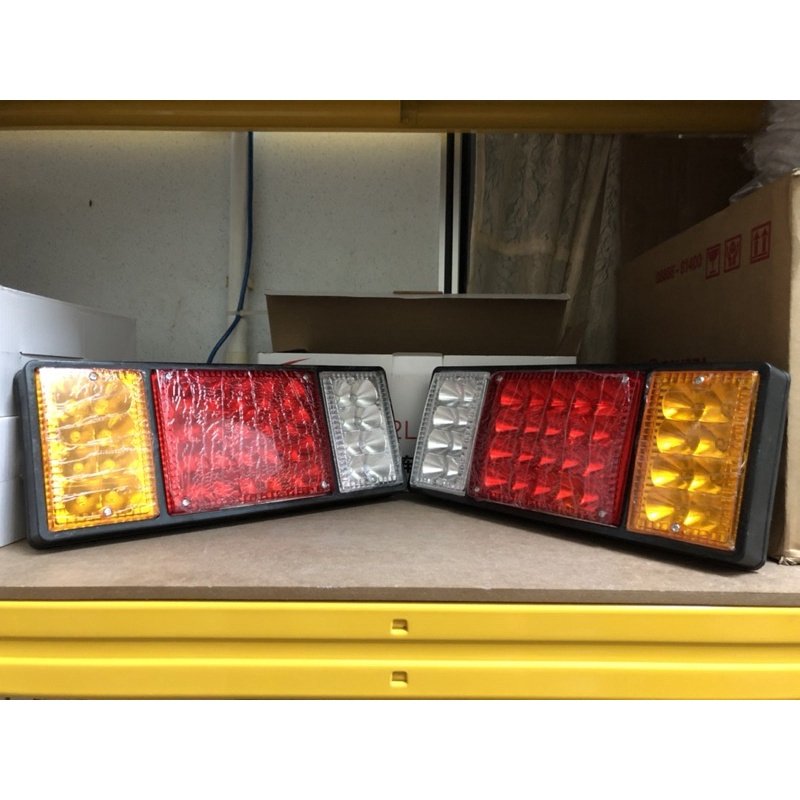 1 Pair Left + Right 24V LED Rear Tail Light Fit Isuzu Elf Truck NPR NKR NHR 84++
