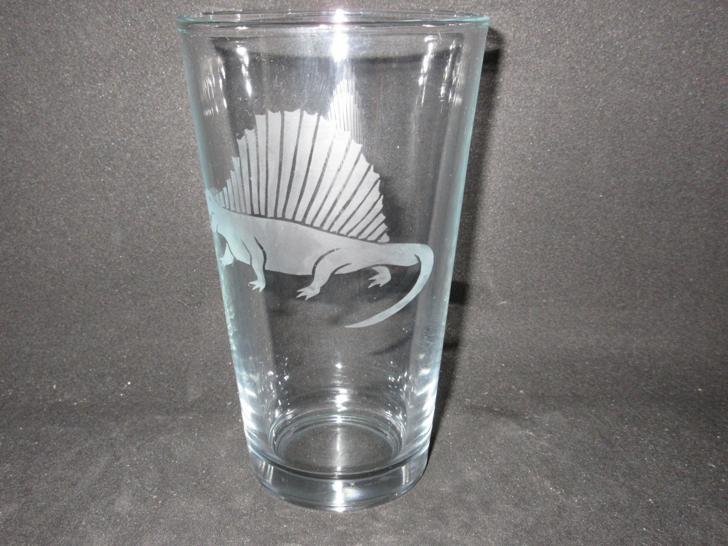 NEW ETCHED DIMETRODON 13 OZ DRINKING GLASS TUMBLER