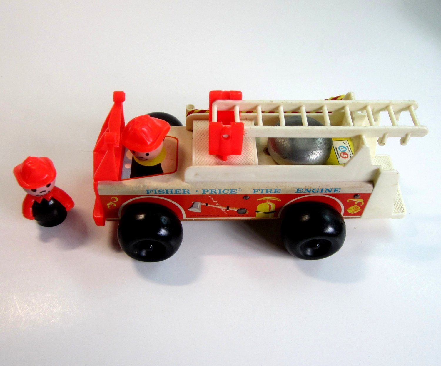 Vintage 1970s FP Fisher Price Play Family Fire Engine & Fireman No. 720 ...