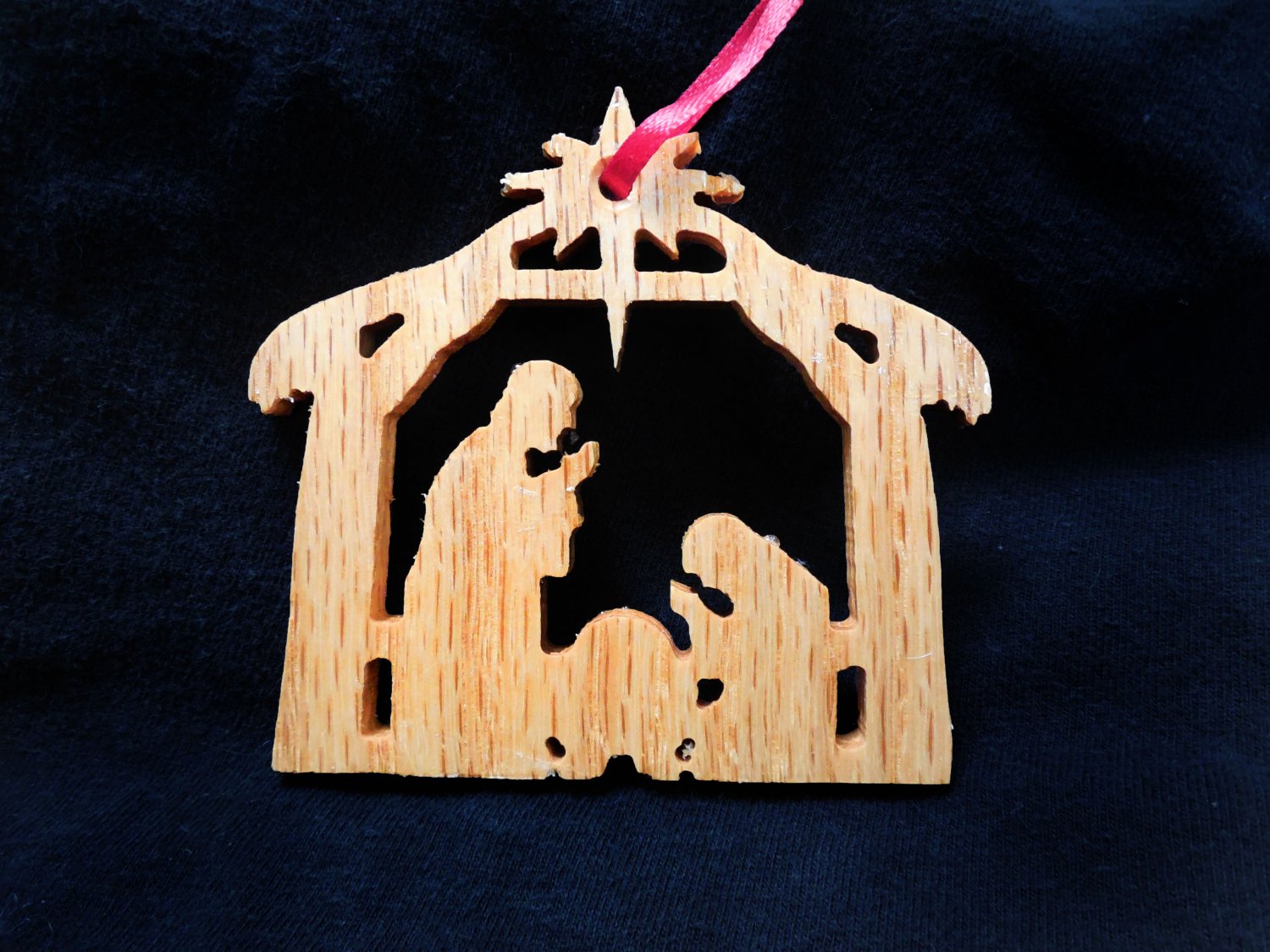Nativity ornament - Red Oak