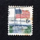 United States Postage Stamp 1968 Scott# US 1338 Used 6¢ Flag and White House F