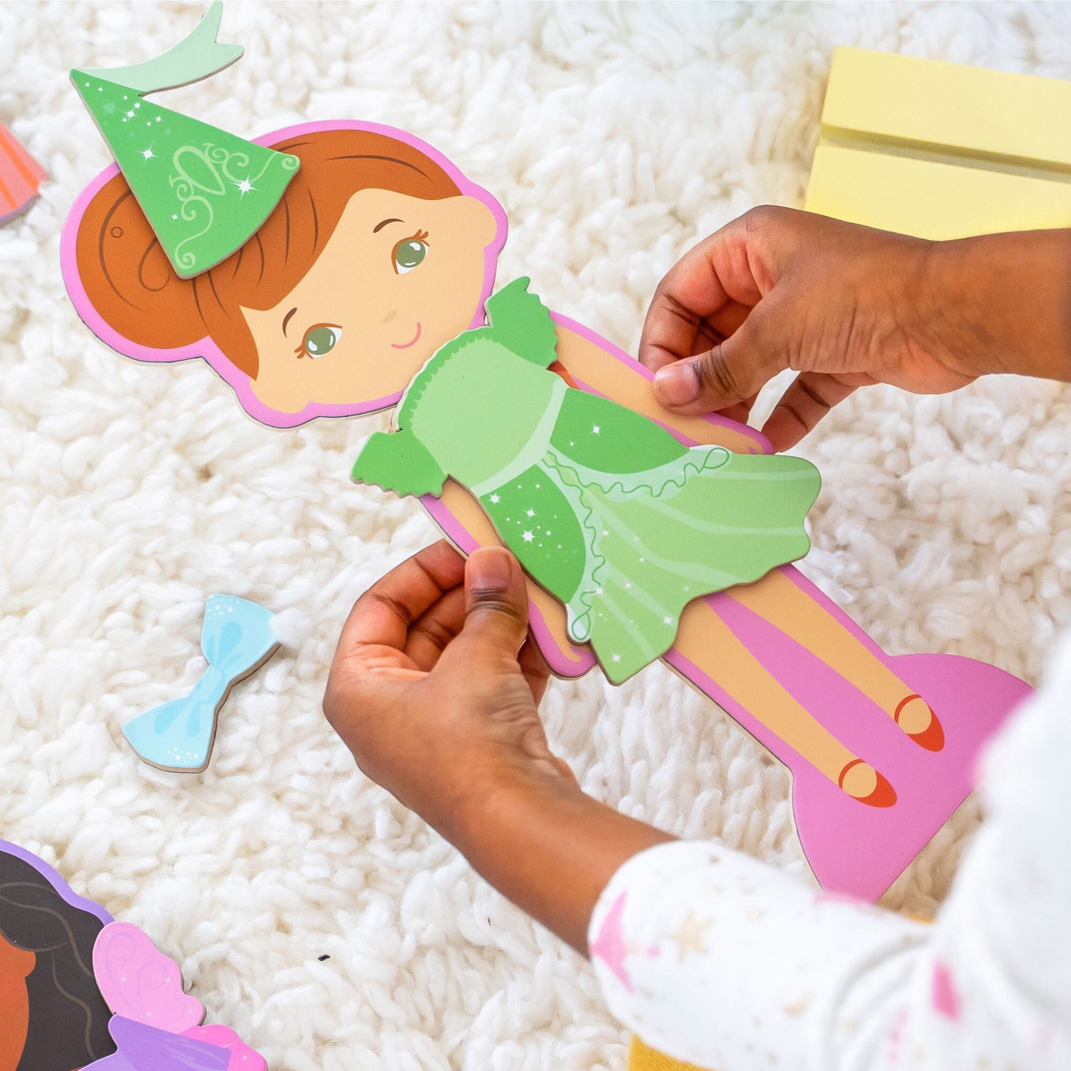 Horizon Story Magic Wooden Dress Up Dolls with Tin, 6 Wooden Dressup Dolls and Stands