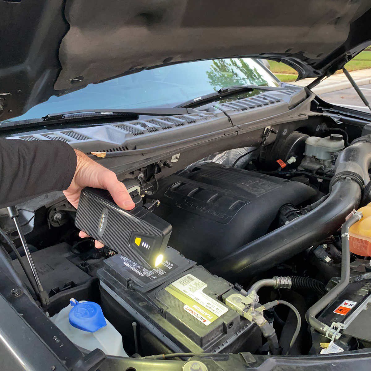 Michelin HighCapacity Portable Jump Starter and Power Bank