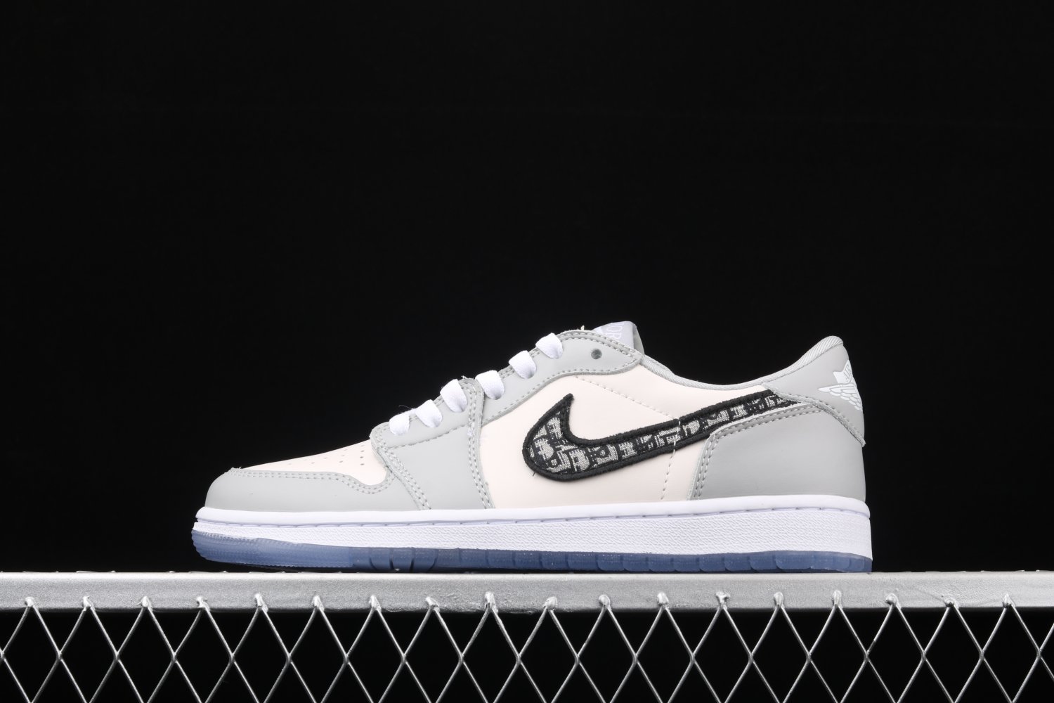 Unisex Jordan 1 Retro Low Dior CN8608 002