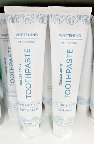Trader Joe's Whitening Peppermint Fluoride Free Toothpaste 6oz 170g (2 Tubes)