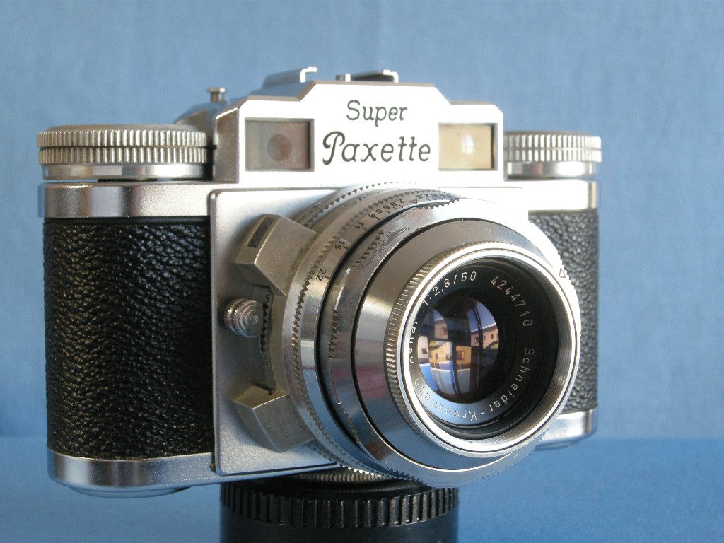 Rare Vintage Braun Super Paxette with Schneider Kreuznach Xenar 2.8/50 · Made in Germany